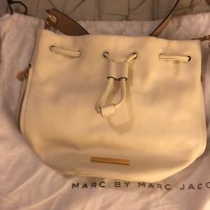 Marc Jacobs Bucket Bag - Cream
